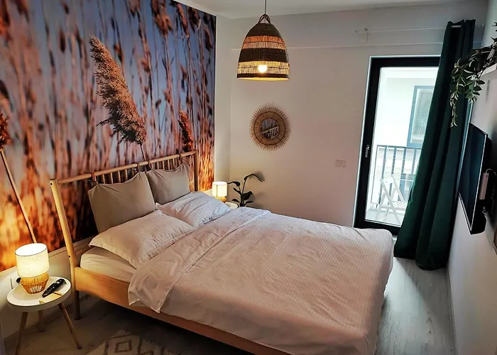 Studio Near Airport & Therme Wellness Spa